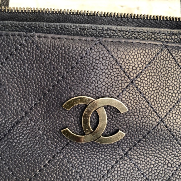 Chanel Blue Quilted Caviar Leather CC Tote Bag - Large - Picture 7 of 12